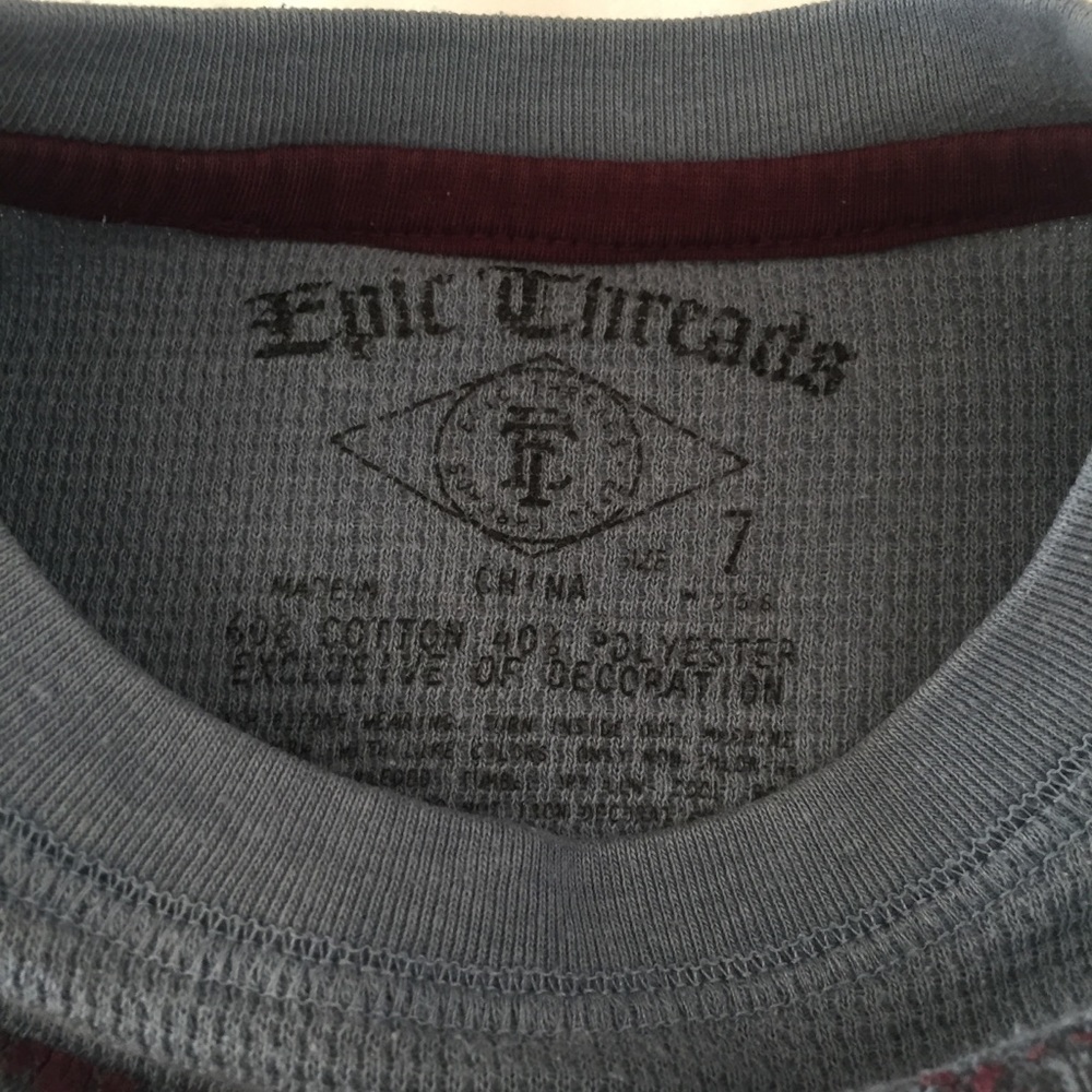 Levi’s Top - Picture 3 of 5